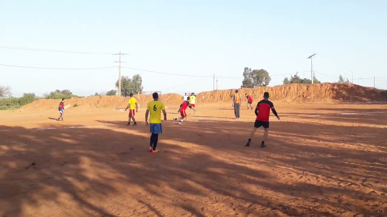 إنطلاق دوري مني فوت بين فريق أنوار ضد فريق سفيان المنظم من قبل جمعيةمستقبل بكارة الرياضةمدينةالعرائش