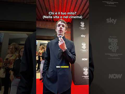 Video DAL NONNO A DE NIRO: I MITI DEL CAST DI NORD SUD OVEST EST - 883