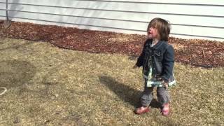 Wubble Ball breaks in first use. Horrible product - stay away!!!