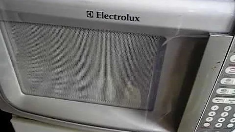 Como saber se está vazando radiação do micro-ondas?