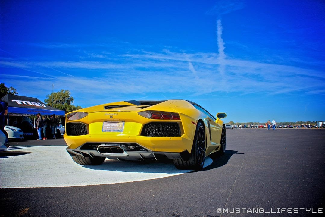 1 2 Mile Wanna Go Fast Highlights Ocala FL Lambos GTRs and More 200MPH 1 2 mile wanna go fast highlights ocala fl lambos gtrs and more 200mph