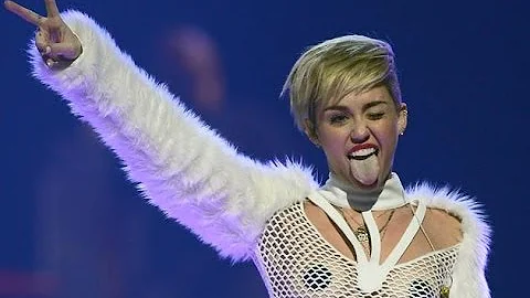 Would You Rather Kiss MileyCyrus #Embarrassing