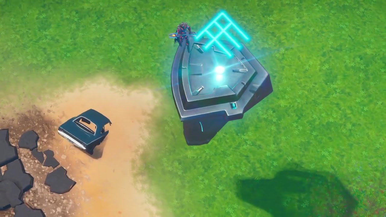 NEW Moving RUNE AT PARADISE PALMS in FORTNITE! (Vault Event)