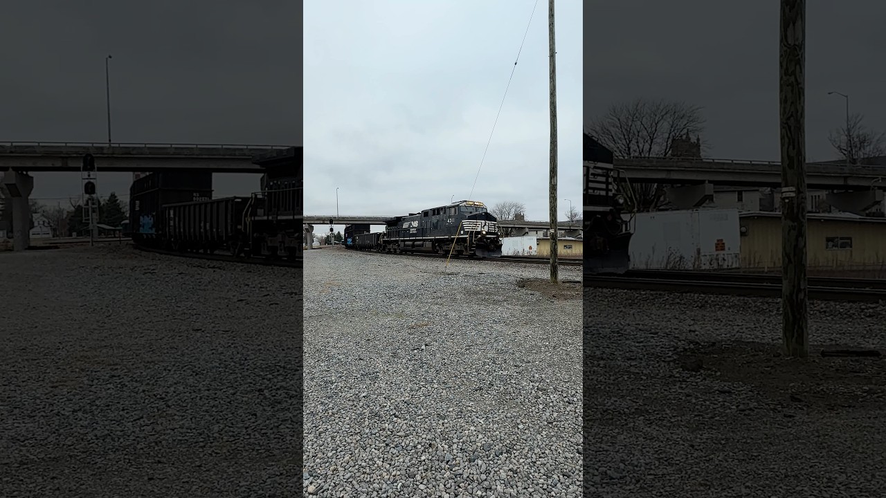 NS AC44C6M with a K5LLA horn at Bellevue OH.