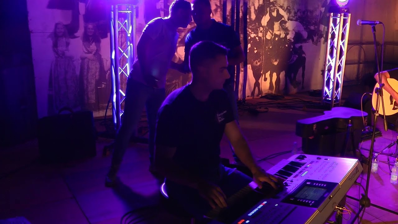 ==Fantasias de Ballos a Samassi==   =Passu Torrau=   (2)