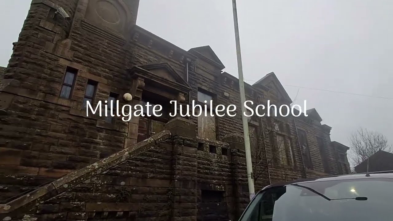 We shouldn't of gone to this derelict Building in Todmorden - Exploring with our dog