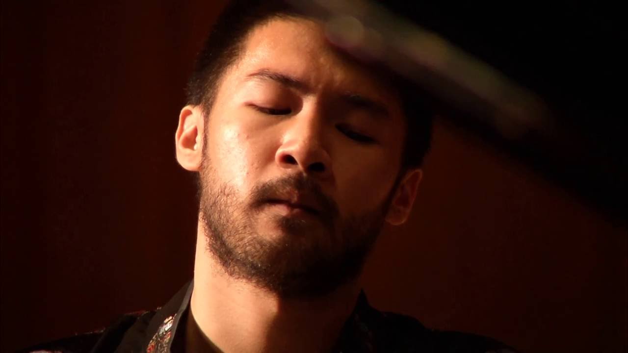 Guarda Conrad Tao: "Compassion" by Julia Wolfe (Live at Interlochen) su YouTube Guarda Conrad Tao: "Compassion" by Julia Wolfe (Live at Interlochen) su YouTube