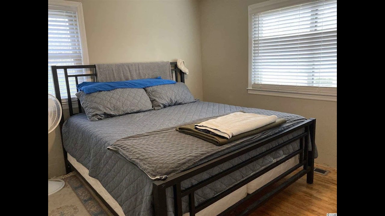 21 E Wisteria Dr. Hemingway, SC 29554 - Single Family - Real Estate - For Sale