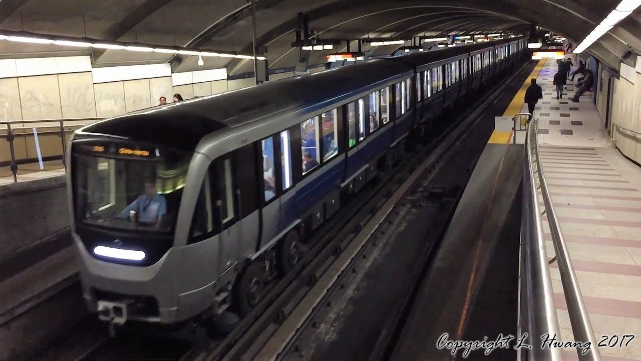 Montreal Metro: AZUR