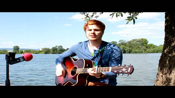Daniel Boll - Am Strand / NommNomm TV 3