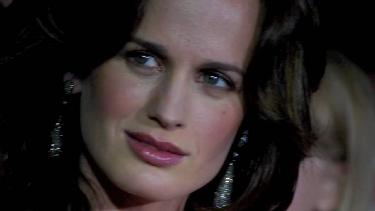 Elizabeth Reaser - The Twilight Saga: New Moon World Premiere [HD]