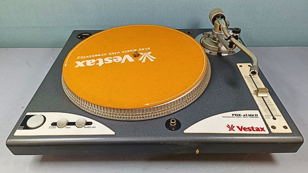 Restoring a Professional DJ Turntable from the 1990s — Vestax PDX
