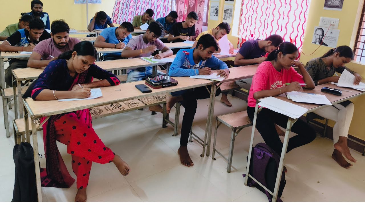 COMMANDO DEFENCE ACADEMY (OFFICIAL) is live! Weakly exam 