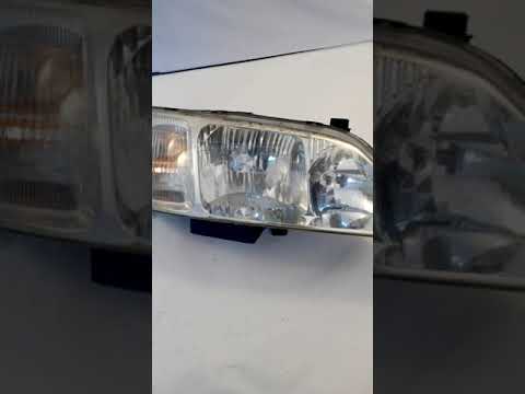 1999-2004 Acura RL Right Headlight