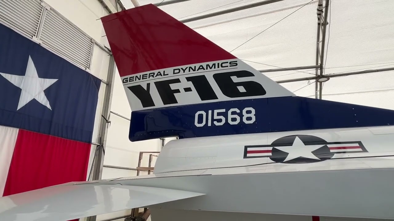 Short walkaround of YF-16 Prototype No.2 at Fort Worth Aviation