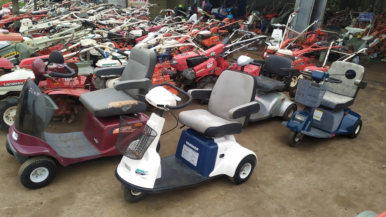 Bán ba chiếc ô tô mini nhật giá 6 triệu số điện thoại trong phần mô tả video.