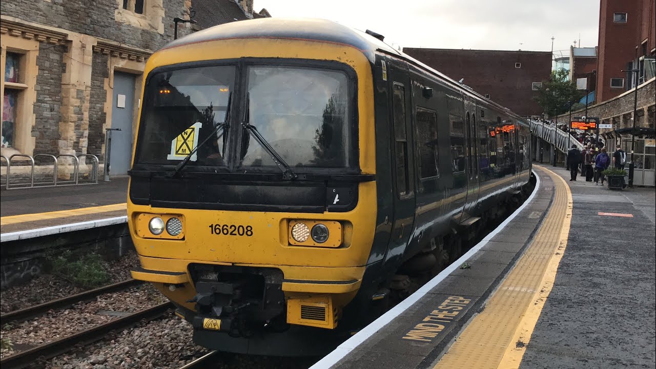 Class 166208 Departing ￼Clifton Down
