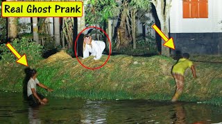 real Scary Ghost Prank at night 2022 👻 Prank Pocong Terlucu || Terbaik Paling Ngakak