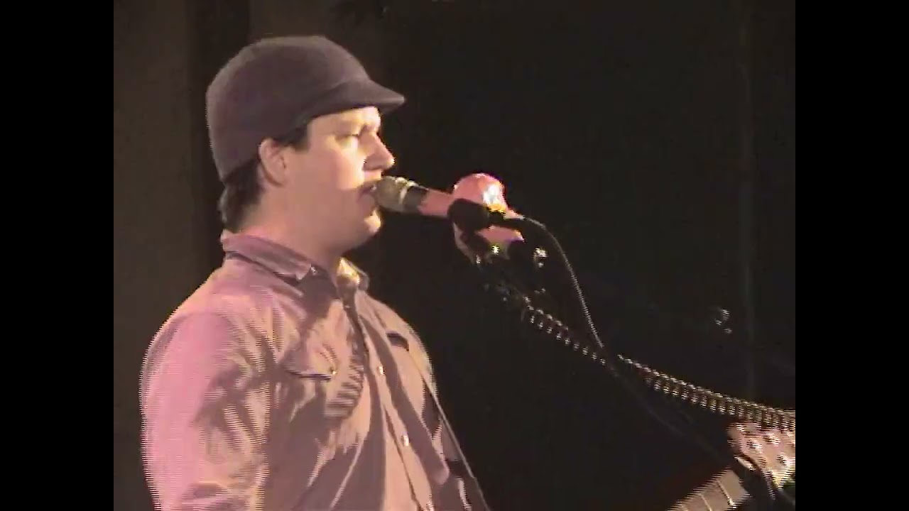 Modest Mouse - 3rd Planet (Live)