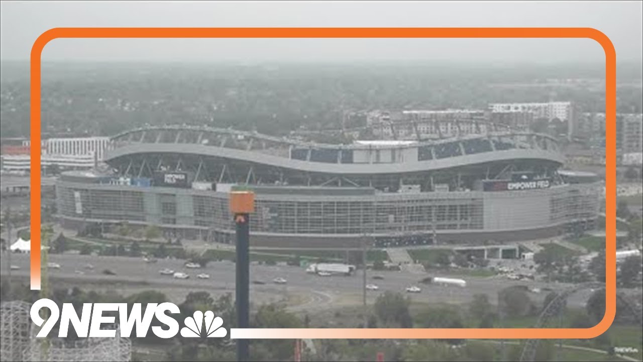 Rain arrives Denver, snow falling in the mountains
