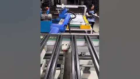 Full automatic wire shelf welding machine with stiffener welding