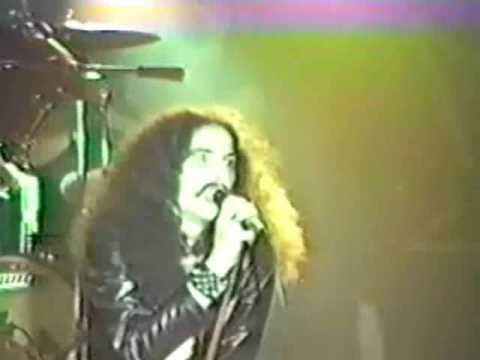 16/19 - Death Row (Pentagram) - Petrified (incomplete) - Live in Virginia 1983 bekijken op YouTube 16/19 - Death Row (Pentagram) - Petrified (incomplete) - Live in Virginia 1983 bekijken op YouTube