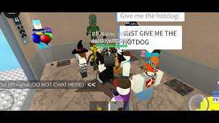 Jogando weird elevator - (retrostudio)
