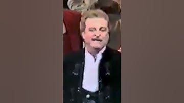 Thumbnail of ALFREDO KRAUS sings GRANADA by Agustín Lara - Part 2/4