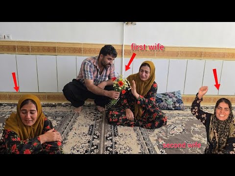Shocking Moment! Amir Gives a Rose to His First Wife, But She Rejects It | Family Drama