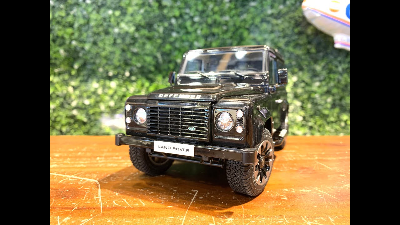 1/18 LCD Models Land Rover Defender 90 Works V8 70th LCD18007BL