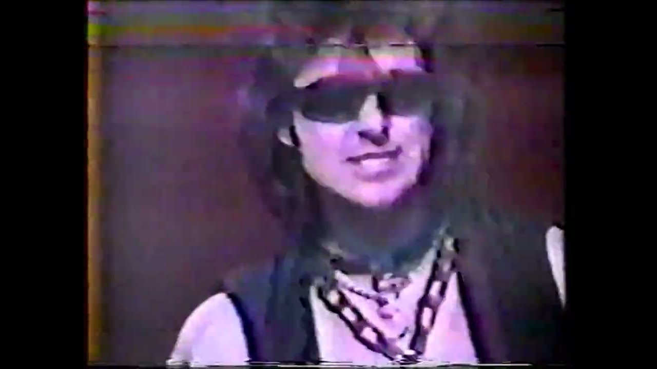 Anti Nowhere League - Woman (Music Video) (Live) (1982) (60fps)