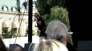 Sanna Nielsen - Vågar du så vågar jag (live @ Kungsträdgården, Stockholm 01.09.2007)