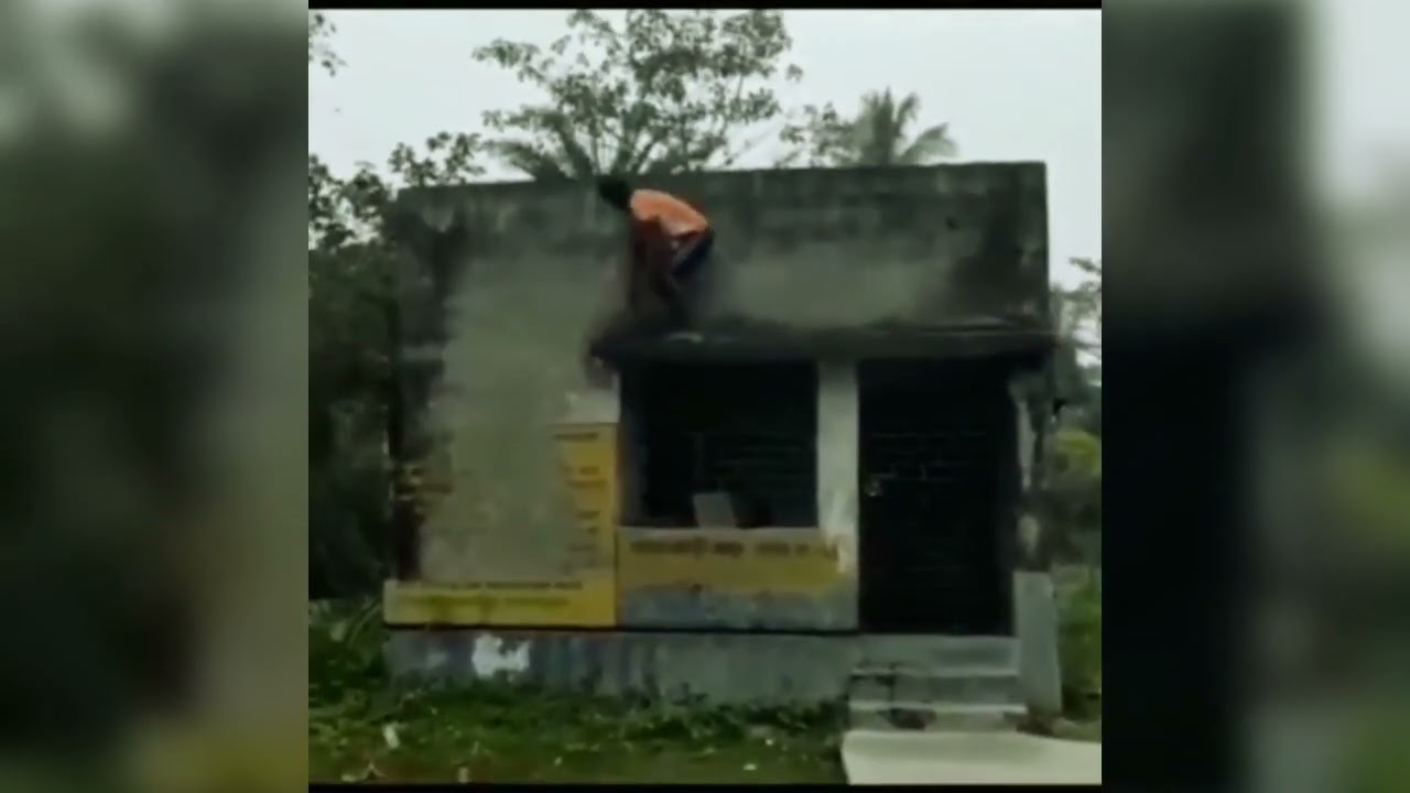 Front flip over the cycle & hight roof 