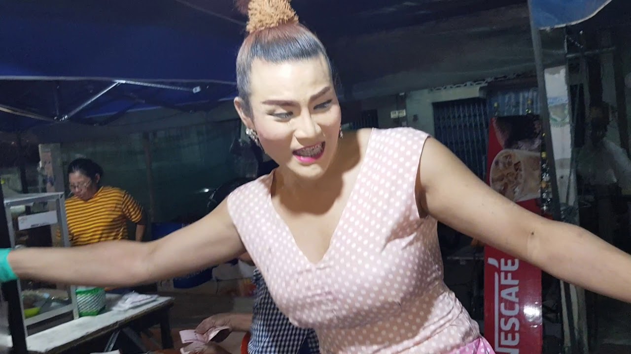 ป้ากบยำสามแซบ ร้านใหม่ป้ากบ ยำแซบสีสันน่ากิน ยำปูม้า ยำทะเล Yum Spicy Seafood Salad by PaKob