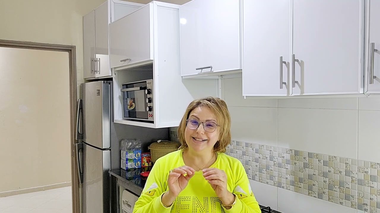 كريم طبيعي لترطيب البشرة ونظارتها وإزالة التجاعيد جربي سيدتي وردي عليا الخبار