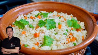 Arroz a la mantequilla con zanahoria y chícharos! Este arroz no falla.
