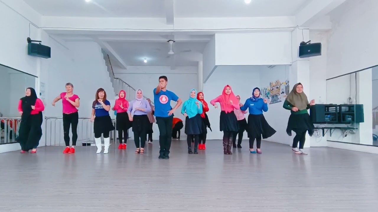 Jangan Ganggu Pacarku Line Dance / Demo by 7 Gym & Studio Palembang
