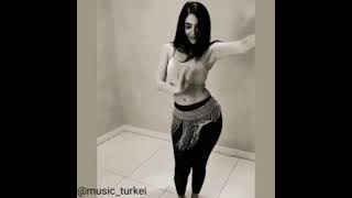 رقص با اهنگ ترکی دختر خوشکلTik tak Dance