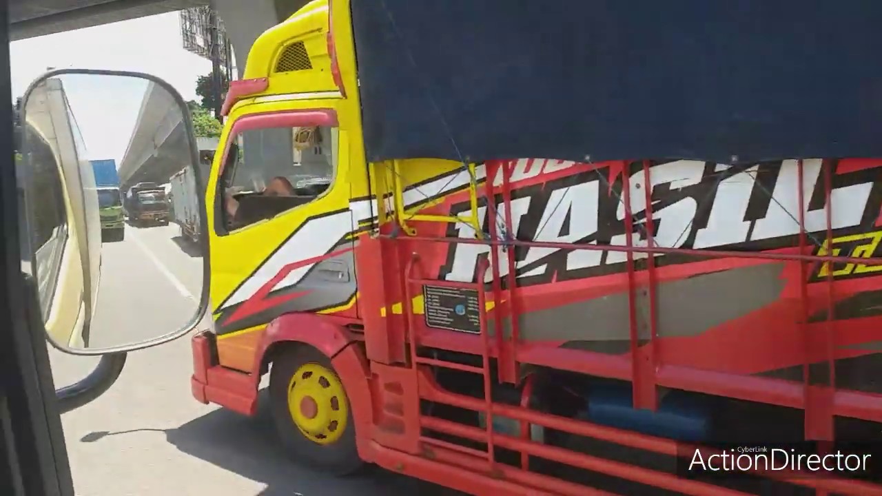 Rekaman truk  cabe  di tol japek YouTube 