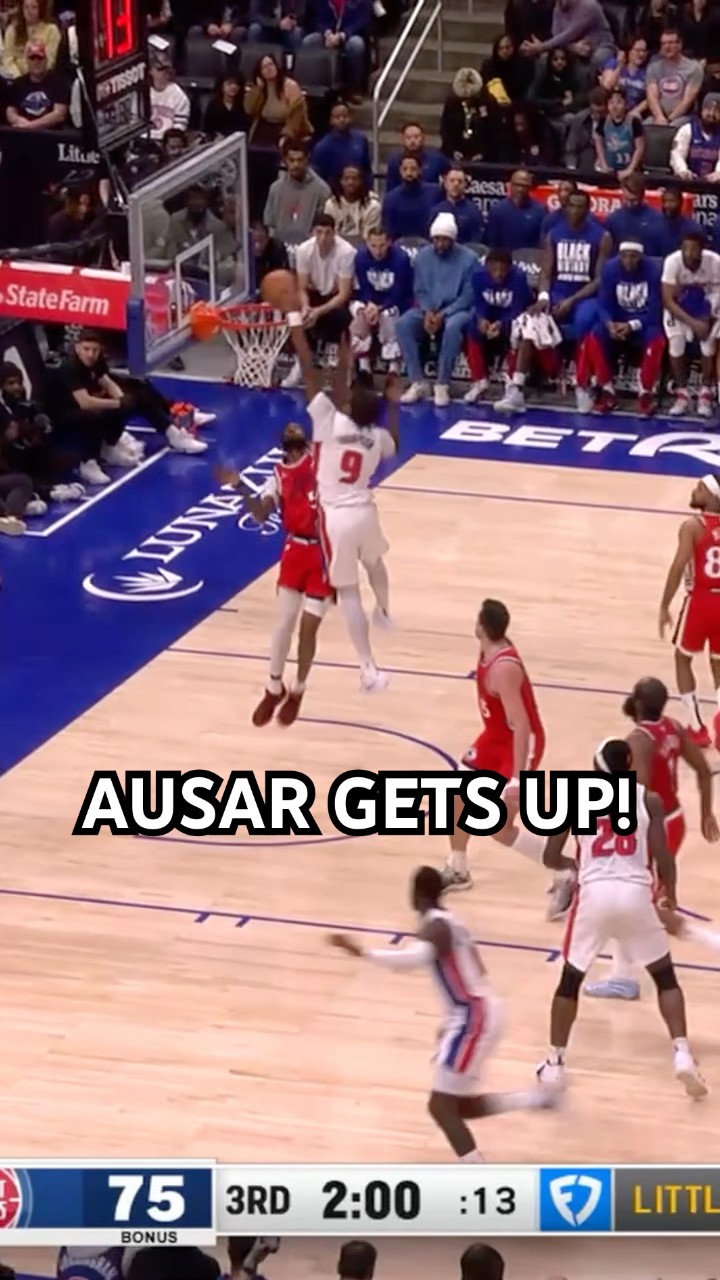 Ausar Thompson with the poster!