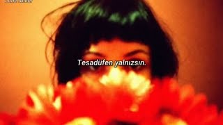 Mor Ve Ötesi - Yalnız Şarkı 