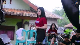 GAUN MERAH - SYAHLA AYU - BLMUSIK LIVE IN GUNUNGSARI MANCAK