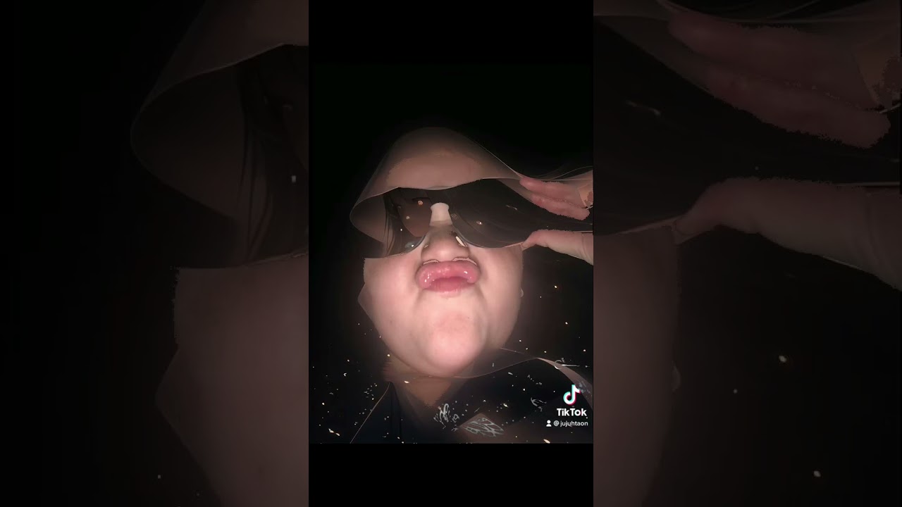 QUAL A MÚSICA DE FUNDO ? 