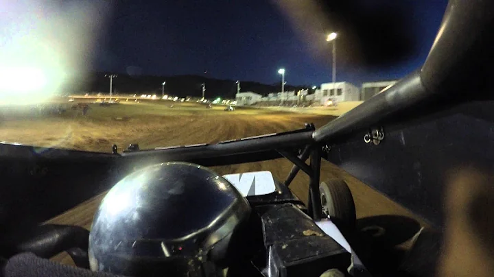 Mitch Wissmiller Racing.  Heat race at St. Francoi...