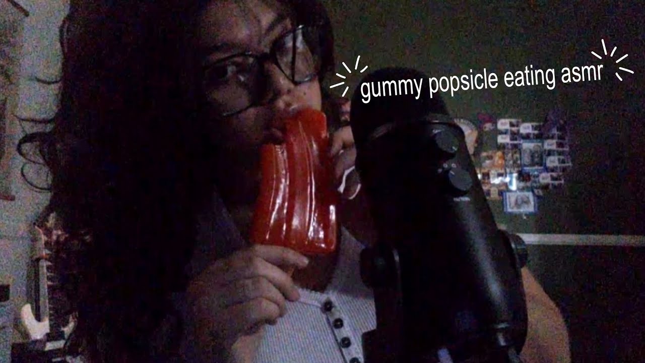[ASMR] tingly gummy eating, chewing,,tapping, 😋❤️