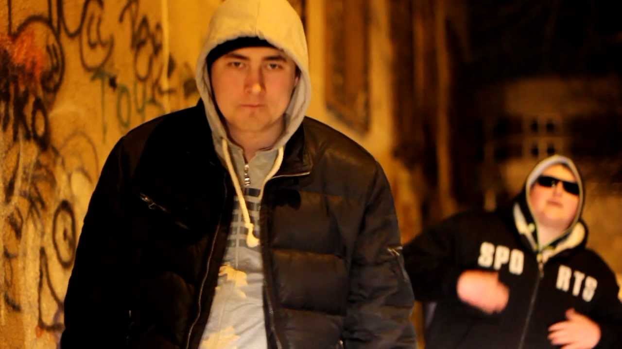 San4es and Samosval -В районе Гетто