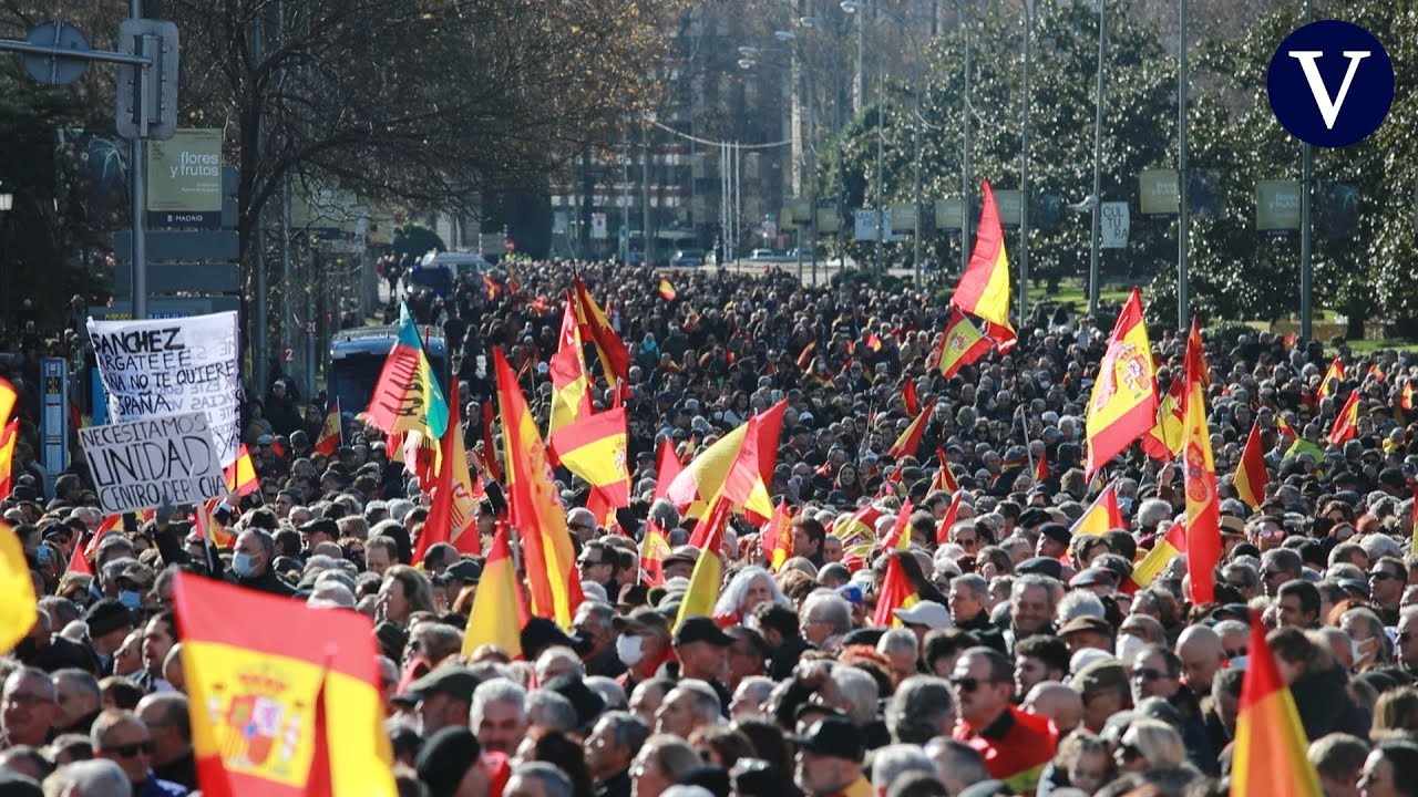 Miles de personas se manifiestan en Madrid contra el Gobierno de ...