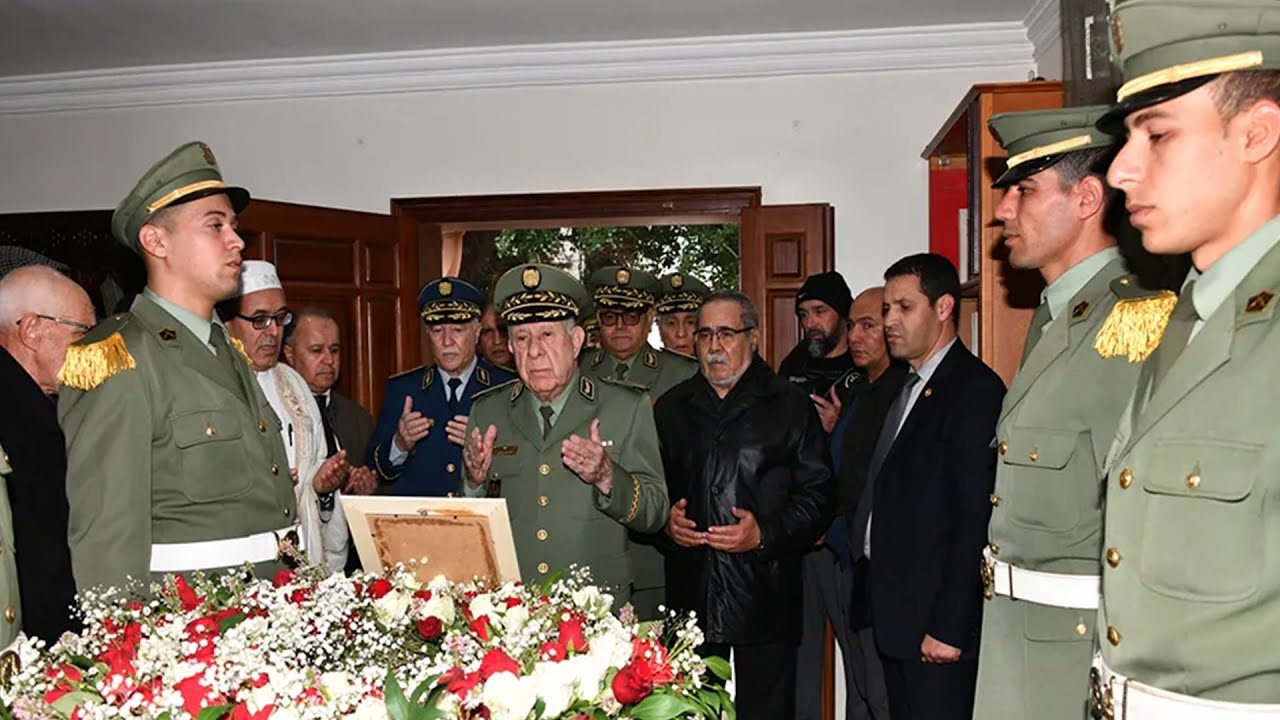 ملاحظات أولية حول جنازة نزار...