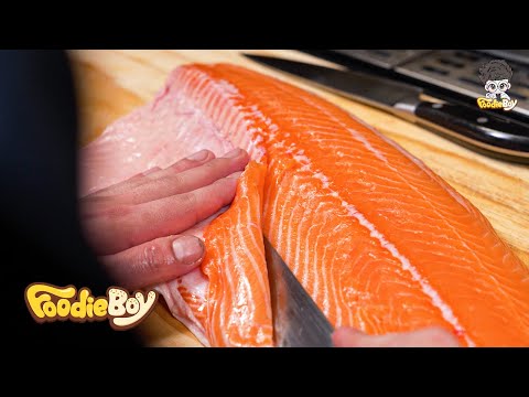 연어해체 &amp;amp; 연어회 슬라이스(How to Fillet a Whole Salmon and Sliced Salmon) - Korean Street Food / 서울 방배동 경성상회