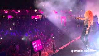 Shakira - Whenever, Wherever Live From Tmobile